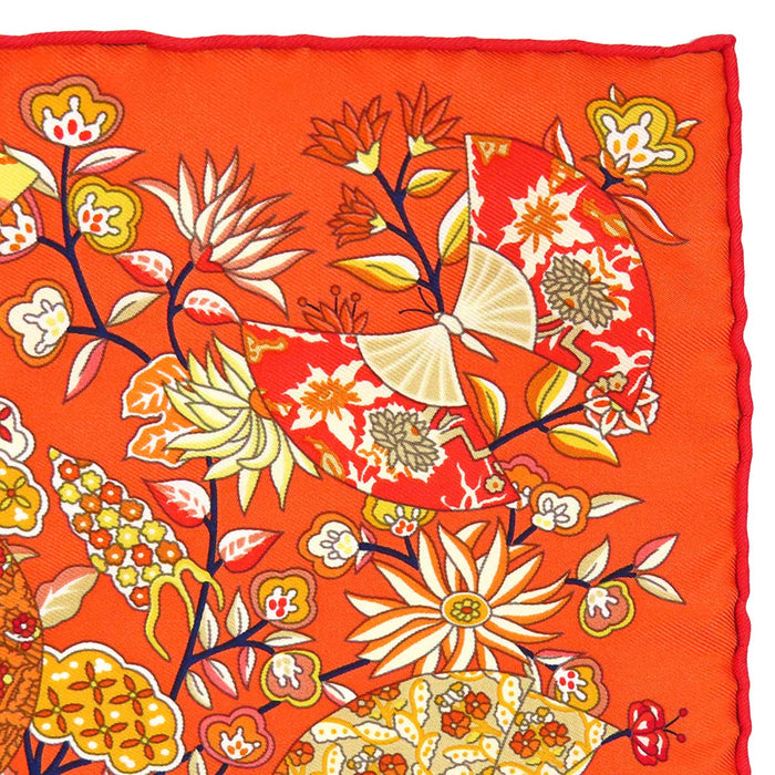 HERMES 
Blooming fabric scarf petit carré silk 
Carré 45 Fleurs et papillons de Tissus flowers and butterflies of fabric
