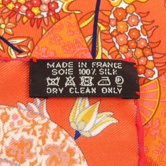 HERMES 
花咲く織物 スカーフ プチカレ シルク 
カレ 45 Fleurs et papillons de Tissus