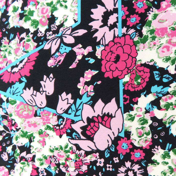 LOUIS VUITTON 
LV flower scarf large silk 
Logo flower motif scarf