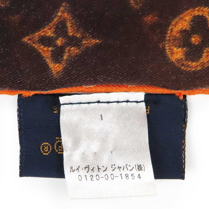LOUIS VUITTON 
LV logo all-over pattern carré silk large animal cat dog 
Catogram shawl 
Monogram
