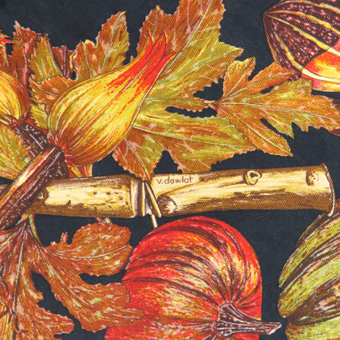 HERMES 
カボチャとコロシント スカーフ プチカレ シルク 
カレ 45 CITROUILLES ET COLOQUINTES