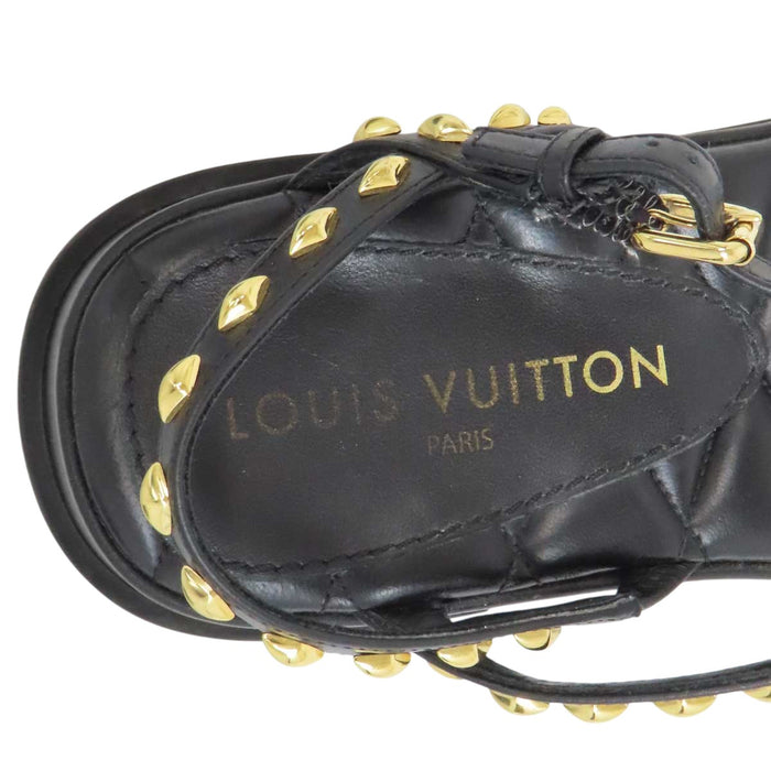 LOUIS VUITTON 
LV ロゴ レザー 
マヤ ライン スタッズ ストラップ サンダル