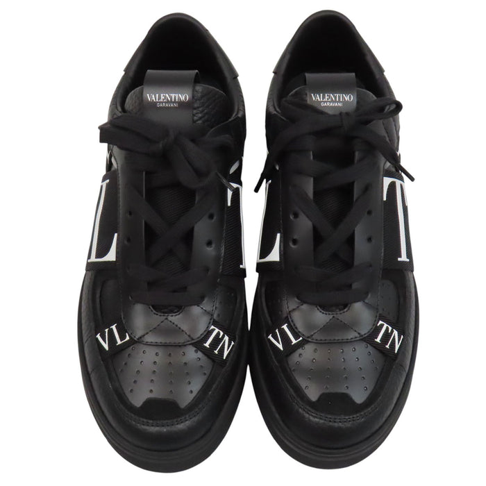 VALENTINO 
VLTN ロゴ バンド 
VL7N カーフスキン ロートップ スニーカー