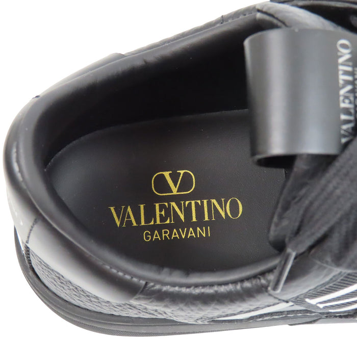 VALENTINO 
VLTN ロゴ バンド 
VL7N カーフスキン ロートップ スニーカー