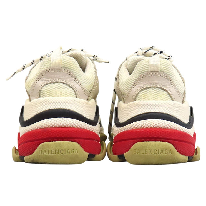 BALENCIAGA 
Triple S 刺繍 エンブロイダリー レースアップ ロゴ 
トリプル S ダッド スニーカー