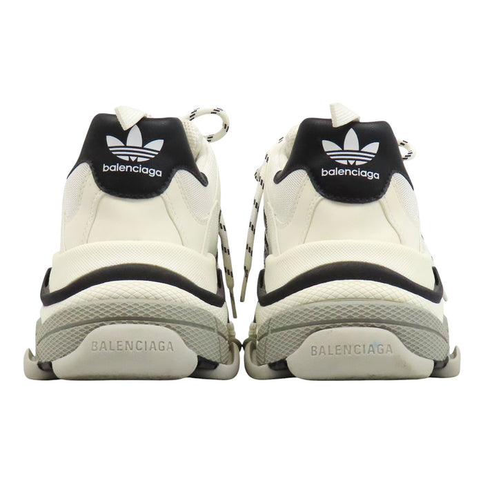 BALENCIAGA 
Triple S アディダス ロゴ レースアップ 
adidas コラボ トリプル S スニーカー