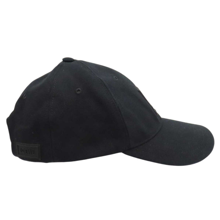 LOEWE
Cappello con patch anagramma in cotone con logo