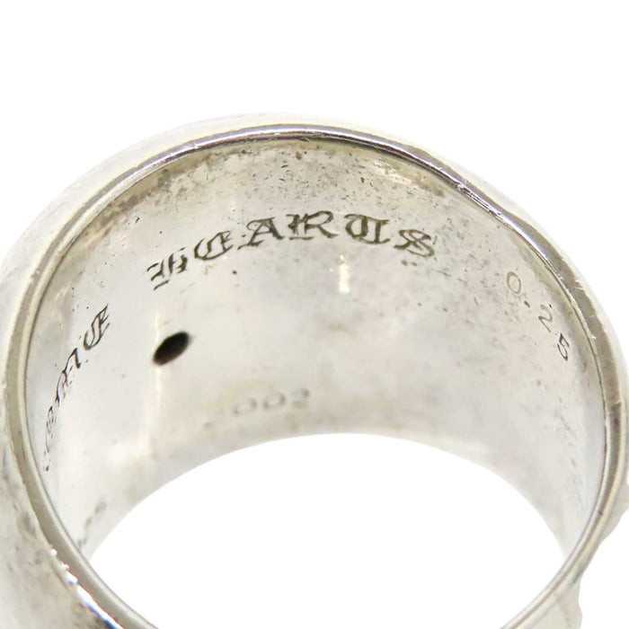 CHROME HEARTS 
Sapphire CH CLSSC OVAL STAR CLSSC OVAL STAR Silver 0.25 
Classic Oval Star Ring Sapphire