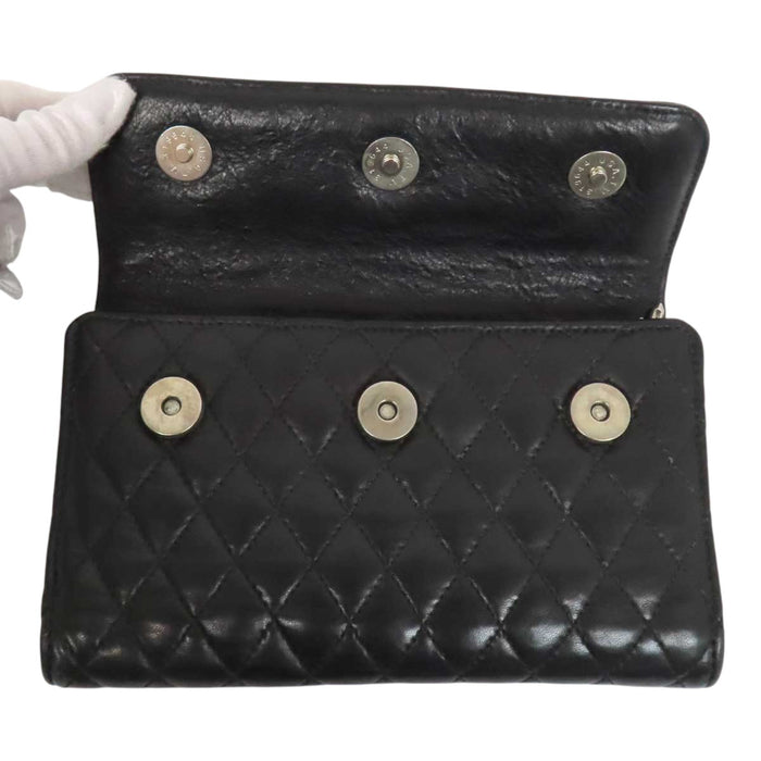 CHROME HEARTS 
WAVE4 QLT 3SNP #4 CH Plus Scroll Label Dagger 
Wave Quilted Leather Wallet