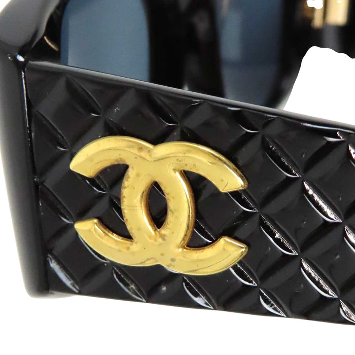 CHANEL 
COCO CC ロゴ ゴールドカラーメタル アイウェア 
ココマーク マトラッセ サングラス