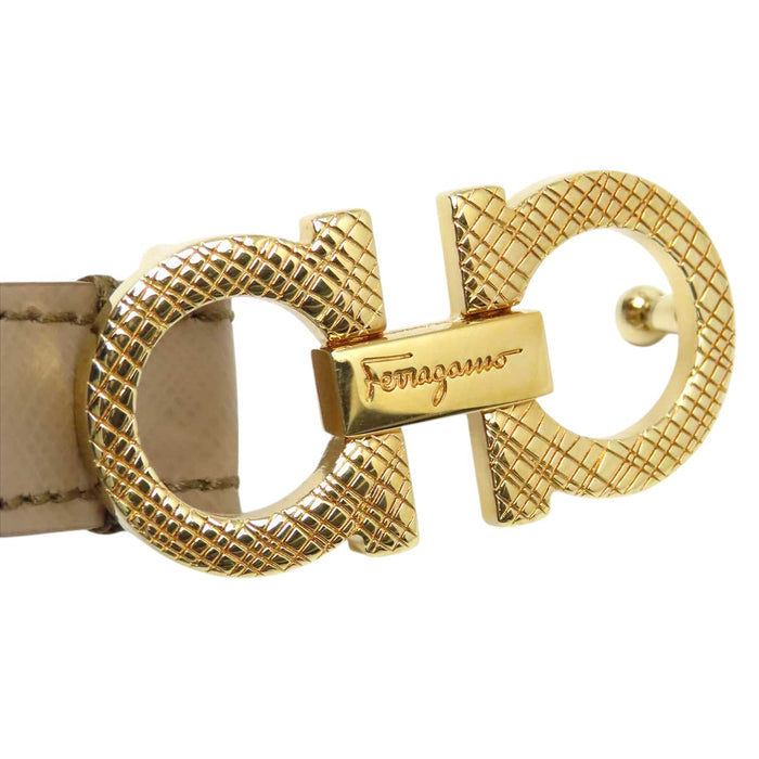 Salvatore Ferragamo 
ロゴ レザー ゴールドカラー金具 
ダブルガンチーニ ベルト