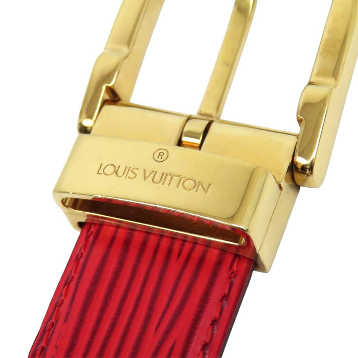 LOUIS VUITTON  
Cintura in pelle con logo LV e metallo color oro  
Modello Épi Santhure
