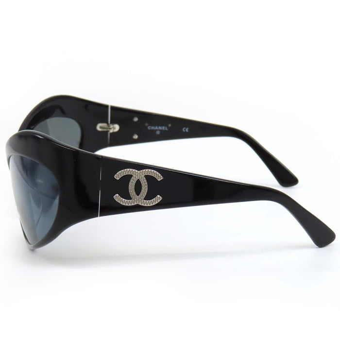 CHANEL 
COCO CC ロゴ 06P アイウェア シルバーカラーメタル 
ココマーク テンプル サングラス