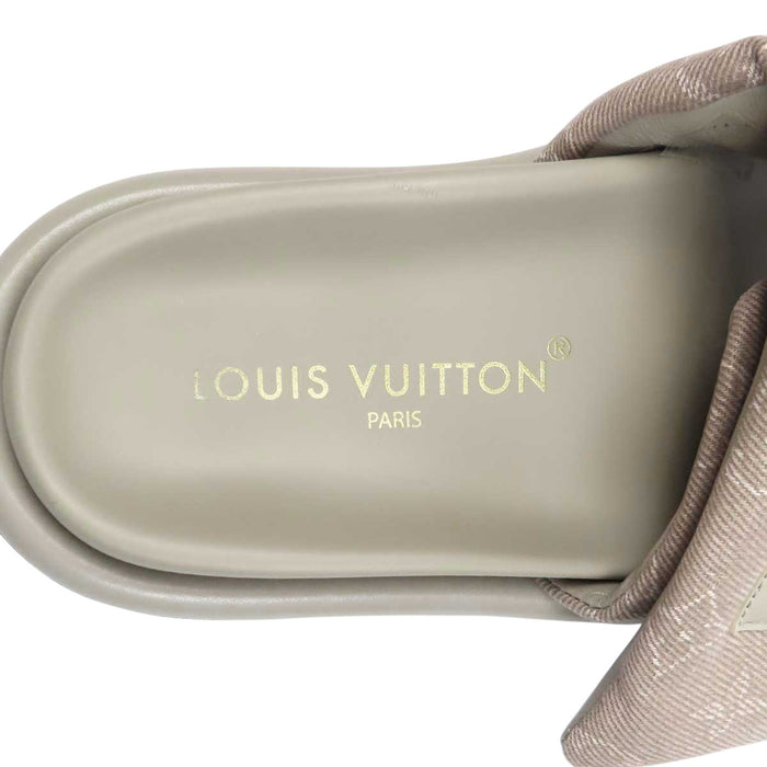 LOUIS VUITTON 
LV キャンバス レザー フラット 
プール ピロー サンダル 
モノグラム