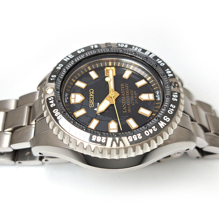SEIKO  
Prospex Landmaster Édition 10e anniversaire  
Avec boîte