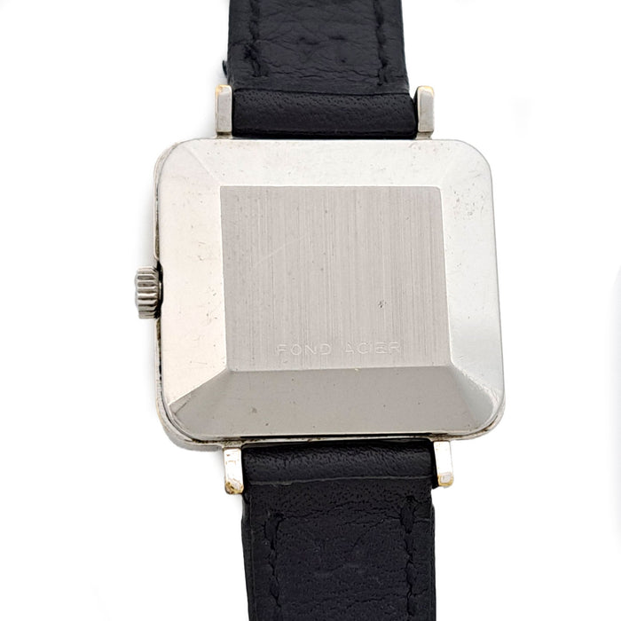 OMEGA 
デヴィル cal.661