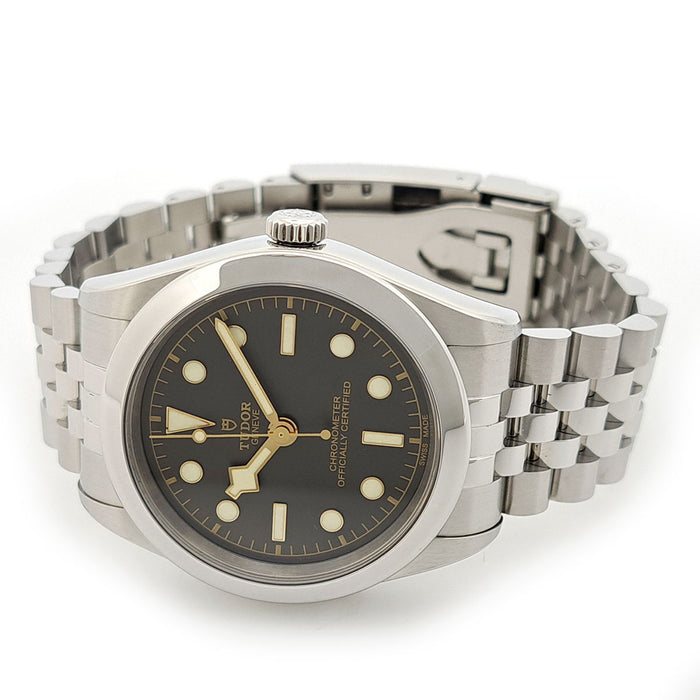 TUDOR 
ブラックベイ 39 
箱ギャラ付