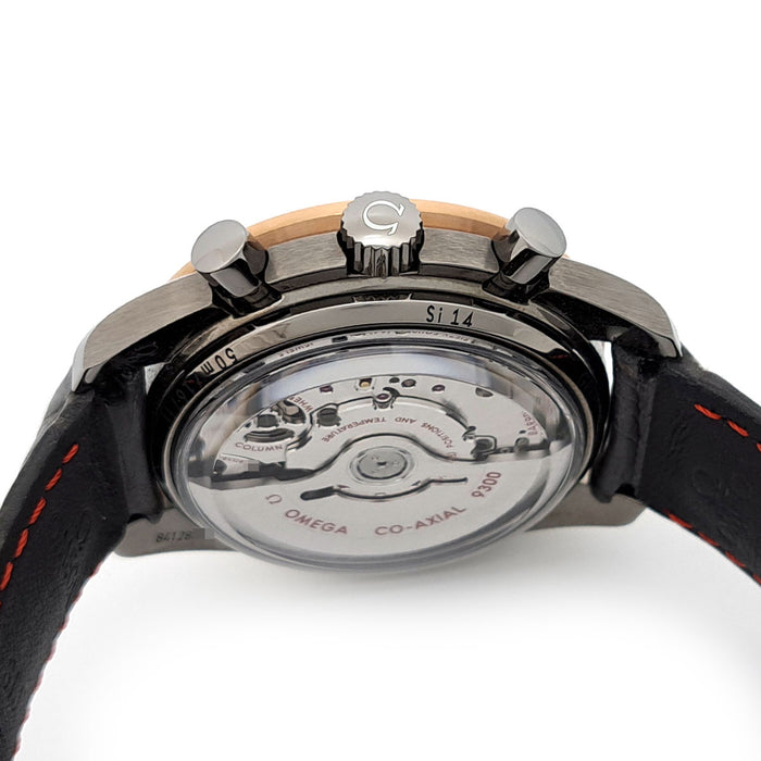 OMEGA 
スピードマスター ダーク サイド オブ ザ ムーン メテオライト 
箱ギャラ付