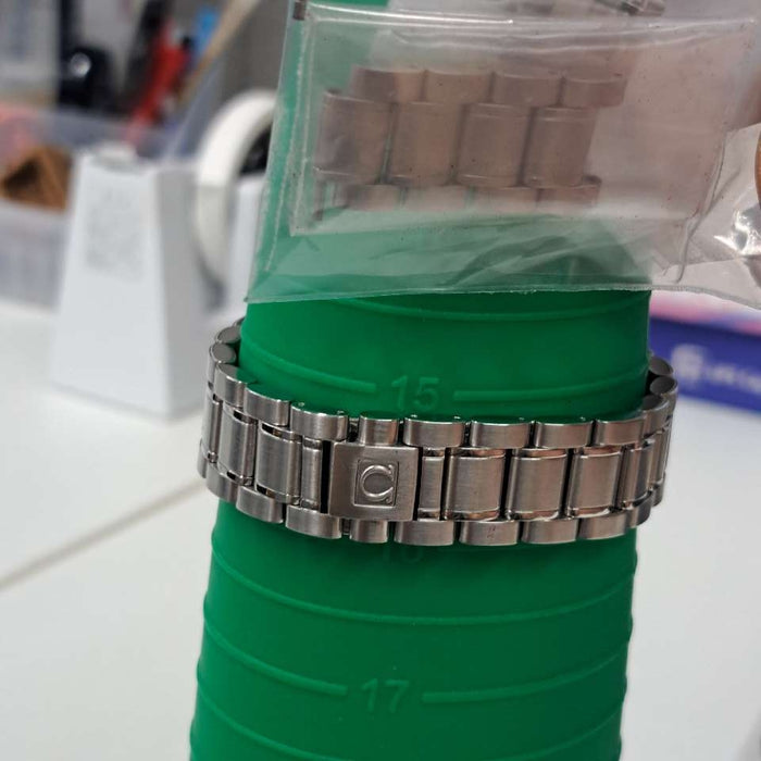 【WHOLESALES】
OMEGA 
3513.5 
スピードマスター 
保　コマ
