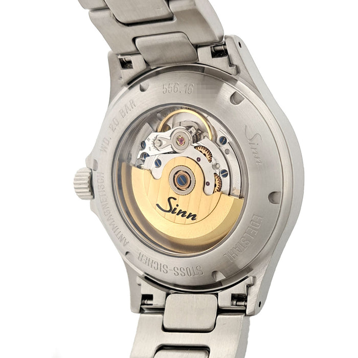 Sinn 
556.M Date 
With Box