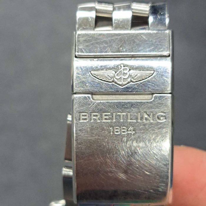 【WHOLESALES】
BREITLING 
AB0115 
箱　ギャランティ(液晶滲みあり)　クロノメーター証　限定書
