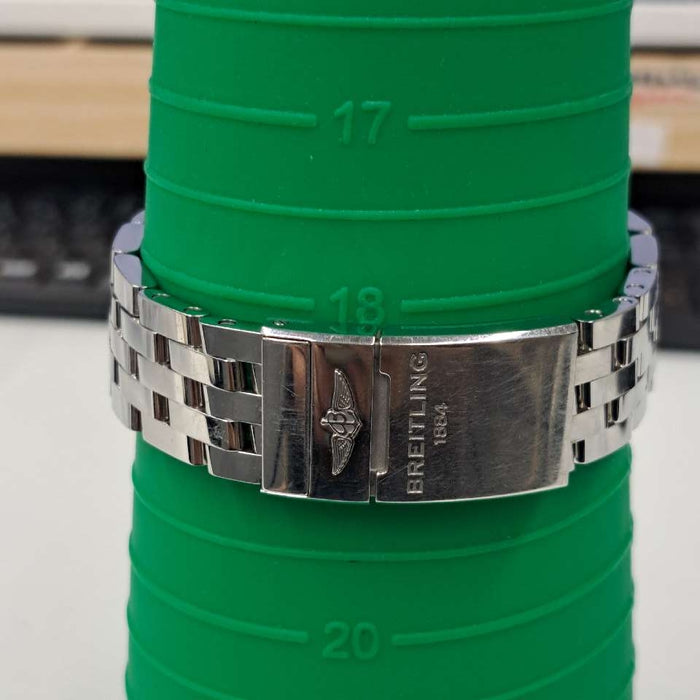 【WHOLESALES】
BREITLING 
AB0115 
箱　ギャランティ(液晶滲みあり)　クロノメーター証　限定書