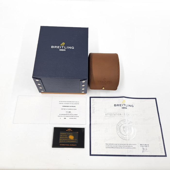 BREITLING 
クロノマット44 ブルーシェル 
箱ギャラ付