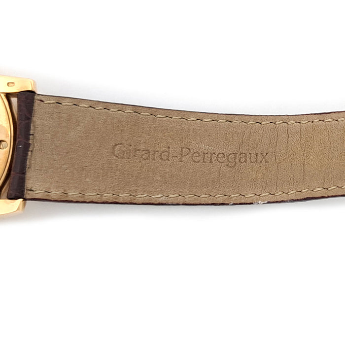 GIRARD-PERREGAUX  
Montre plate  
Avec boîte