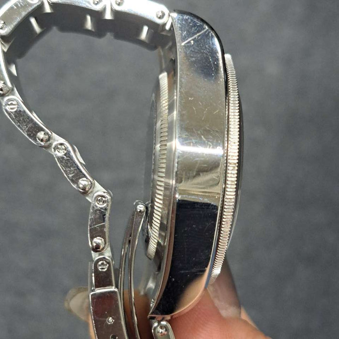 【WHOLESALES】
TUDOR 
79230R 
箱　ギャランティ　純正ナイロンベルト×1(使用感小)　純正尾錠×1