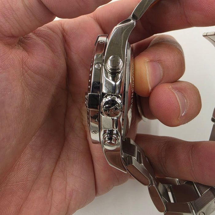 【WHOLESALES】
BREITLING 
A13388 
Colt 
Con scatola, garanzia e certificato cronometro
