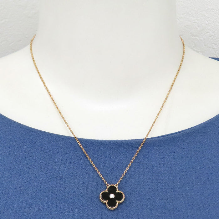 Van Cleef & Arpels 
Vintage Alhambra Necklace 2016 Holiday Limited Edition