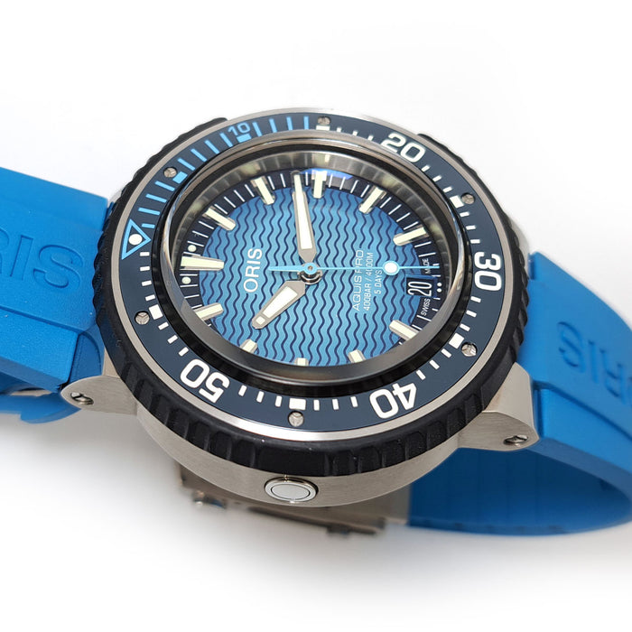 ORIS 
Aquis Pro 4000m 
with box