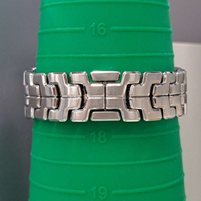 【WHOLESALES】
TAG HEUER 
WBC2112 
箱　ギャランティ