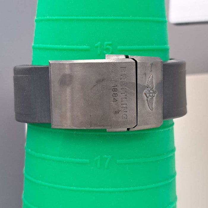 【WHOLESALES】
BREITLING 
M73390 
箱（内箱劣化）　ギャランティ　限定証明証　クロノメーター証