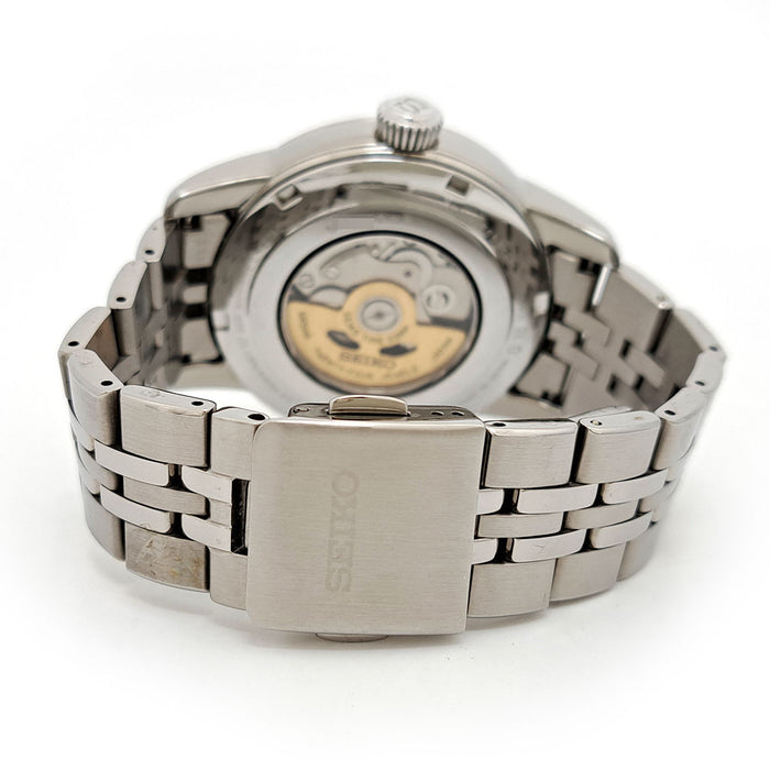 SEIKO 
Présage, modèle à cadran en porcelaine d’Arita