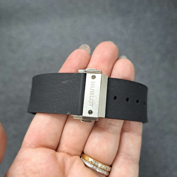 【WHOLESALES】
HUBLOT 
521.NX.1171.RX 
クラシックフュージョン クロノグラフ チタニウム 
eギャラコピー