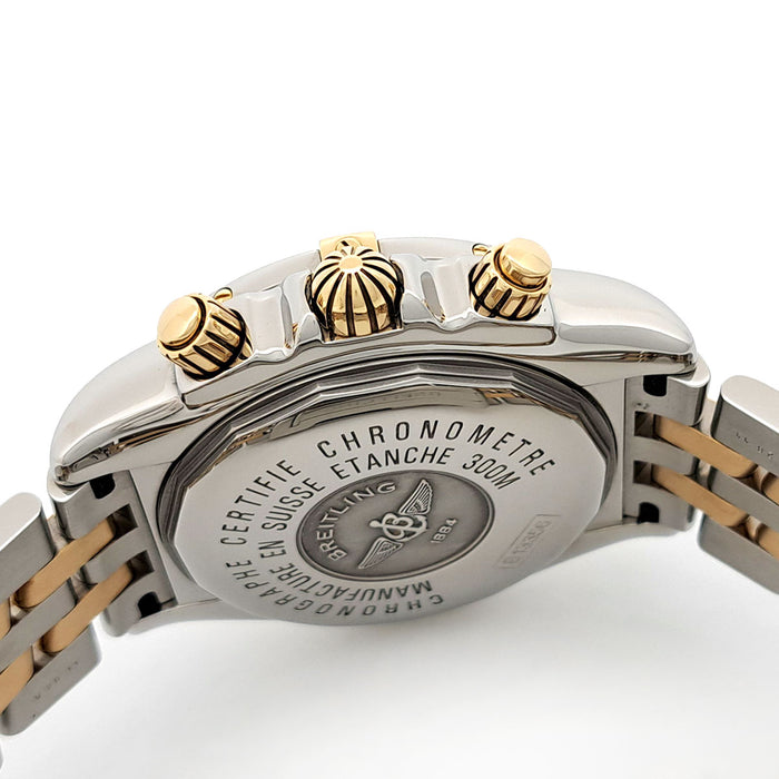 BREITLING 
クロノマット エボリューション ボルドーダイヤル