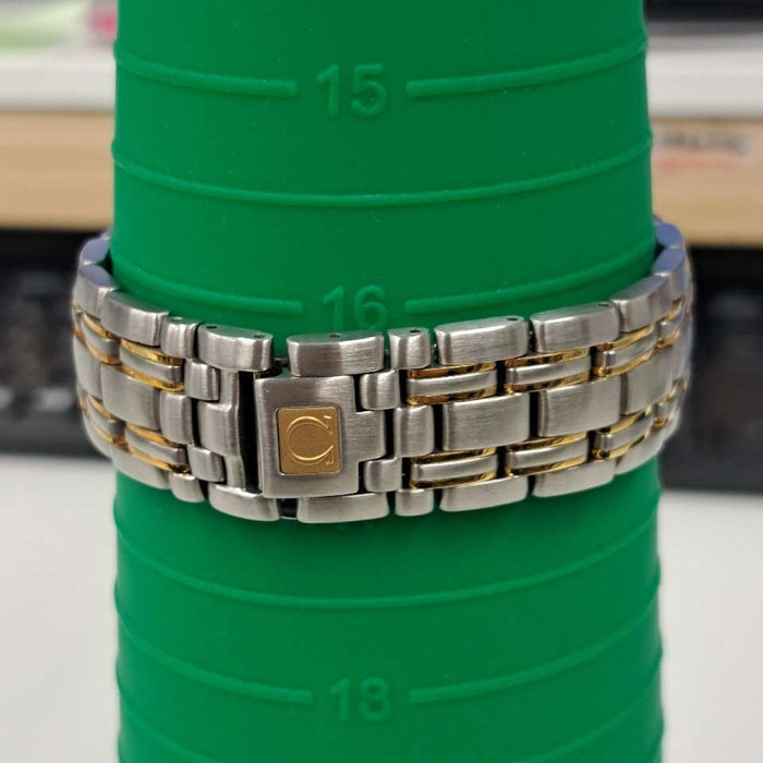 【WHOLESALES】
OMEGA 
2301.1 
箱（外箱汚れ・内箱劣化）　ギャランティ