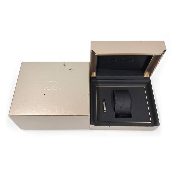 JAEGER-LECOULTRE 
Master Ultra Thin Perpétuel 
Avec boîte