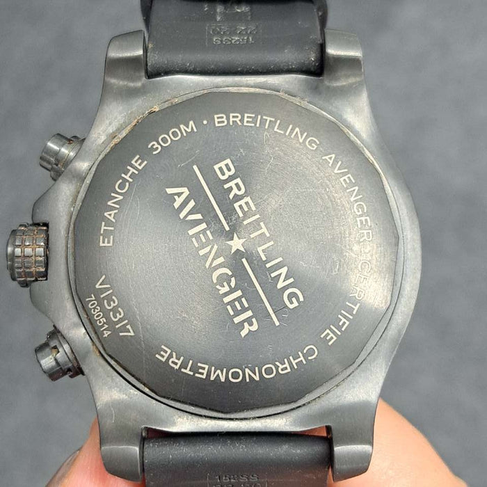 【WHOLESALES】
BREITLING 
V13317 
ギャランティ