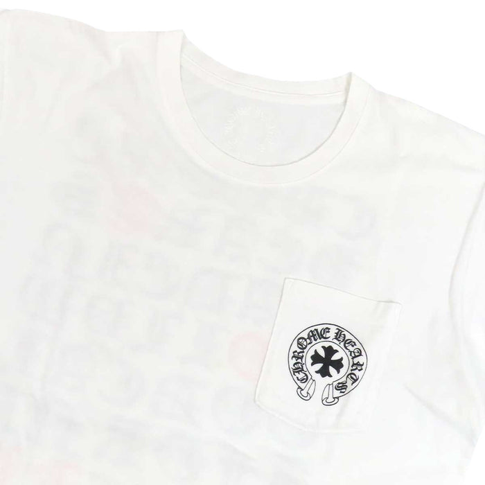 CHROME HEARTS  
CH MADE IN HOLLYWOOD  
T-shirt con stampa in inglese e ferro di cavallo sul retro