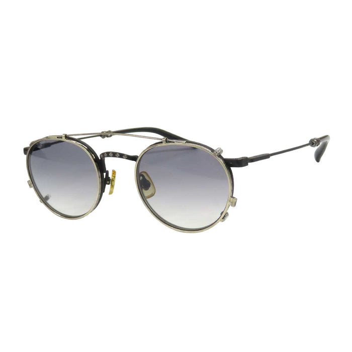 CHROME HEARTS  
Occhiali da sole rotondi  
Doppio ponte