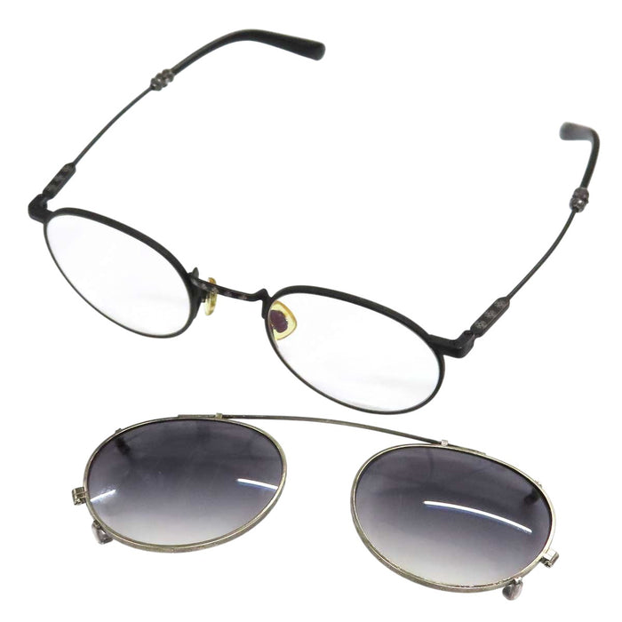 CHROME HEARTS  
Occhiali da sole rotondi  
Doppio ponte