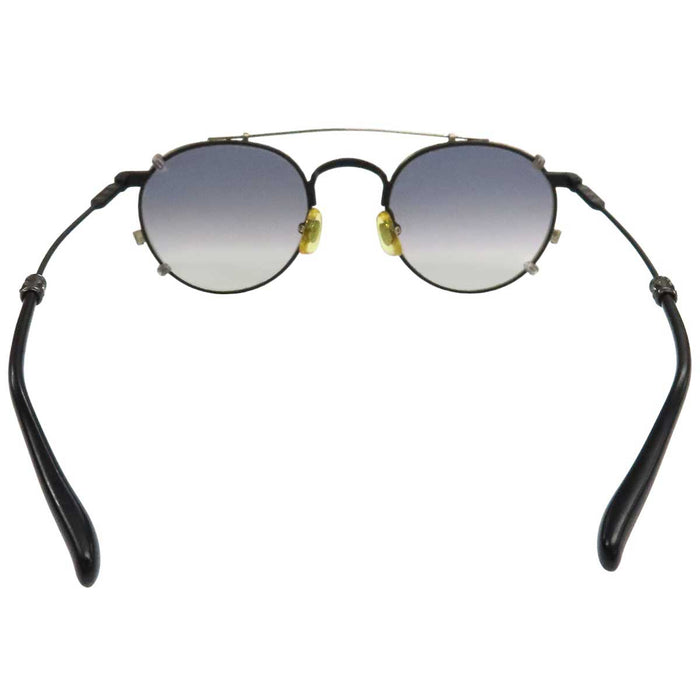 CHROME HEARTS  
Occhiali da sole rotondi  
Doppio ponte
