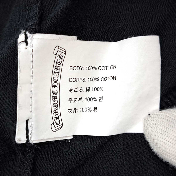 CHROME HEARTS 
CH コットン ヴァイン スクロールラベル 
ヴァイン ダガー スクロールラベル プリント ロングスリーブ Tシャツ