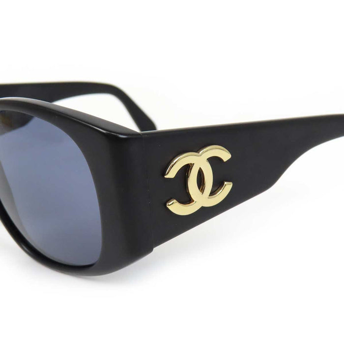 CHANEL 
COCO CC ロゴ ゴールドカラーメタル アイウェア 
ココマーク サングラス