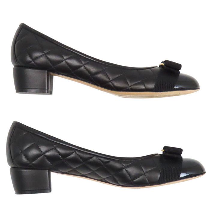 Salvatore Ferragamo 
ロゴ レザー パテント 
ヴァラ リボン キルティング パンプス