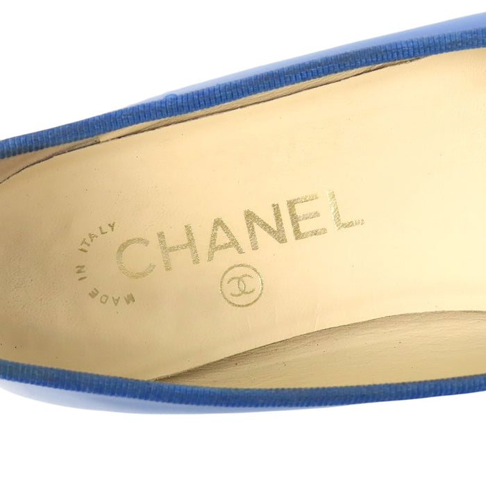 CHANEL 
COCO CC logo ribbon flat ballet shoes 
Coco mark ballerina pumps
