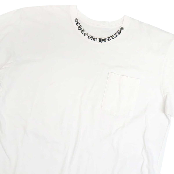CHROME HEARTS 
CH クルーネック コットン スクロールラベル アームロゴ 
Neck Logo Pocket ロングスリーブ Tシャツ