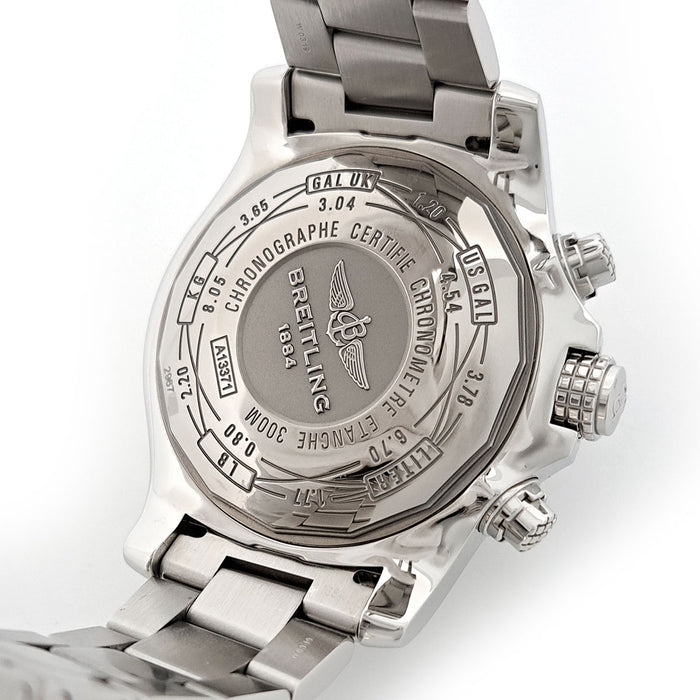BREITLING 
Super Avenger II 
With box and warranty